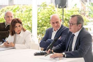 El Grupo ICOT inaugura una planta fotovoltaica en su hospital de Telde/TA.